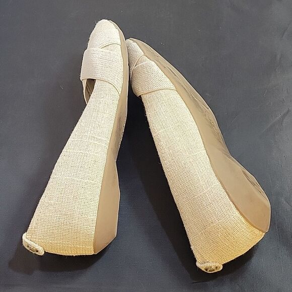 ANNE KLEIN POINTED TOE CRISSCROSS DOUBLE STRAP SLIP-ON WOMEN"S FLAT SHOE - Picture 12 of 16